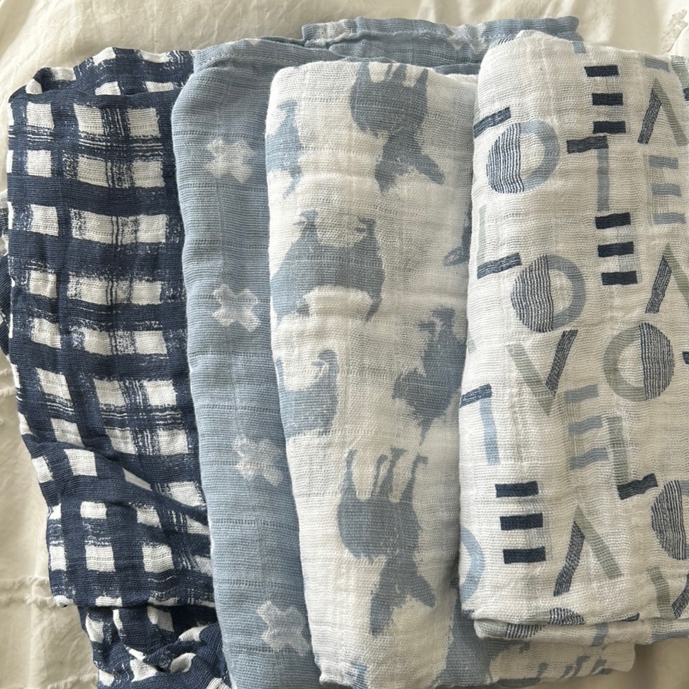 Swaddle blankets
